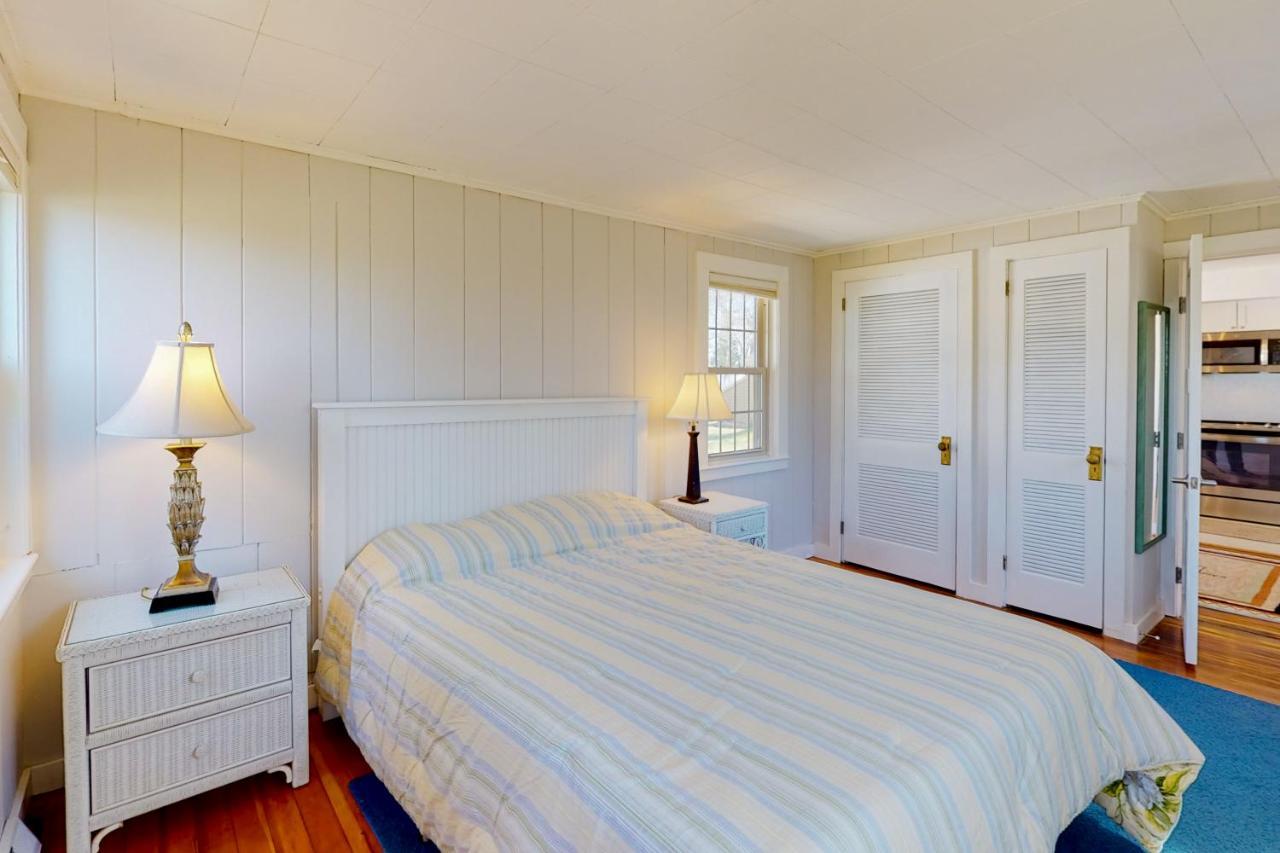 Adventures On Buzzards Bay Villa Bourne Bagian luar foto